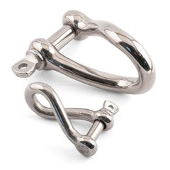 Twisted D shackle